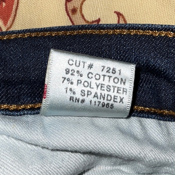 J Brand Gigi Cropped Flare Jeans, Heritage. 26 - Picture 11 of 11